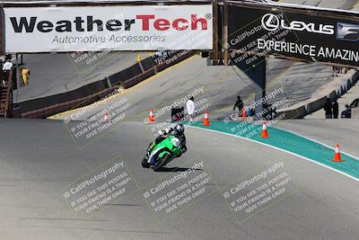 media/Jun-26-2022-CRA (Sun) [[122d0e5426]]/Race 13 (Expert 1000 Superbike)/Start Finish/